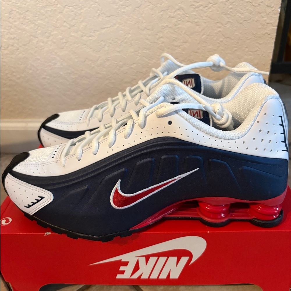 Nike Shox R4 'USA' Red ‼️STEAL‼️Size 10.5M